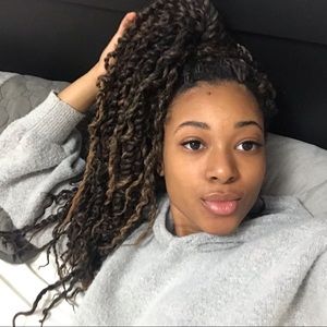 Meet your Posher, Briannah